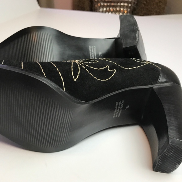 MATISSE Women’s🖤Black Suede & Leather Heels - Picture 5 of 6